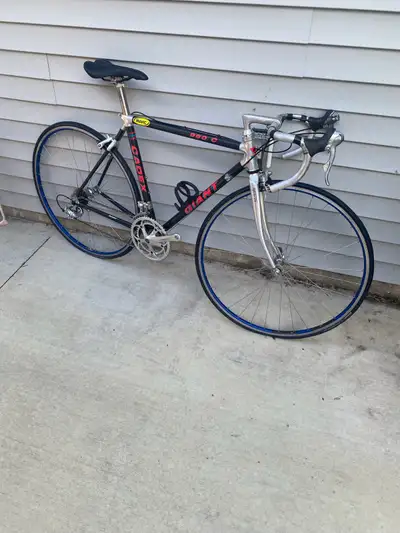 restored 1990’s carbon giant cadex 52cm, View more