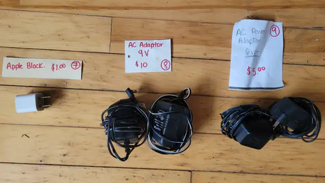 VARIETY OF CHARGERS AND CORDS UNSURE IF THEY WORK. KELLIGREWS PI in Other in St. John's - Image 7
