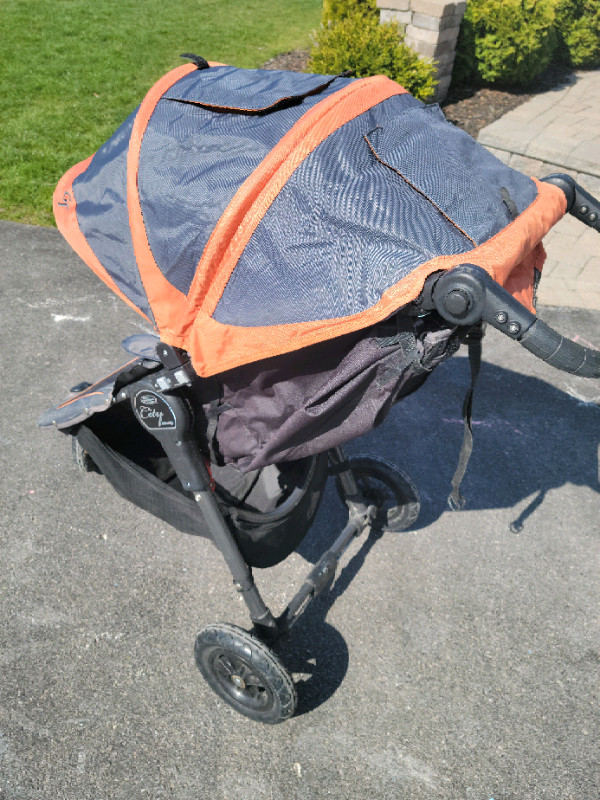 Baby Jogger City Mini GT in Strollers, Carriers & Car Seats in Belleville - Image 4