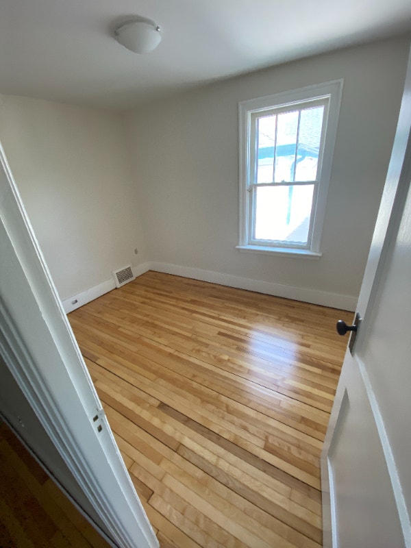 3 Bedroom in St .Boniface . Long Term Rentals Winnipeg Kijiji