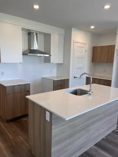 Logement 41/2 à louer St-Isidore Beauce près de Québec, de Lévis et de l’autoroute! ️ Où : 712-714 D...