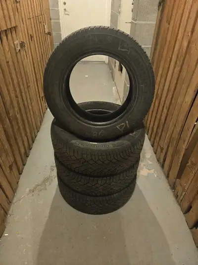 4x 195/65/15 Approximately 7/32