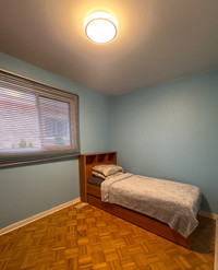 Private bedroom in Mississauga