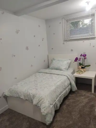 Bedroom for Rent- only female