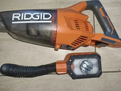 Ridgid Vacuum with 2ah battery, View more