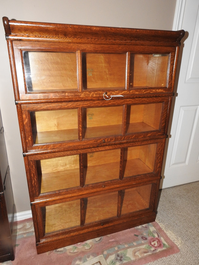 Antique barrister bookcase,  4 glass windows with wood dividers in Bookcases & Shelving Units in Hamilton - Image 3