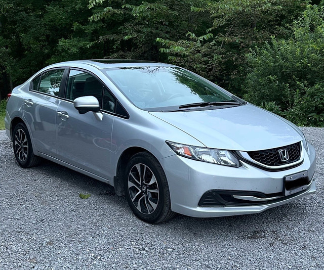 2015 Honda Civic in Cars & Trucks in Belleville - Image 2
