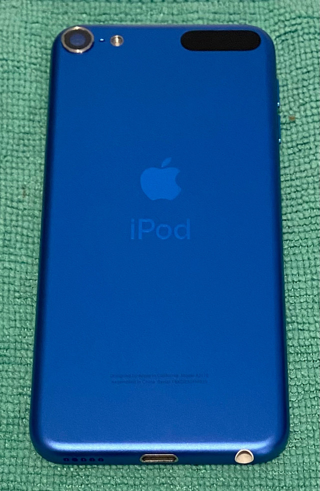 ipod touche 32go de 7er génération  dans iPod et MP3  à Shawinigan - Image 4