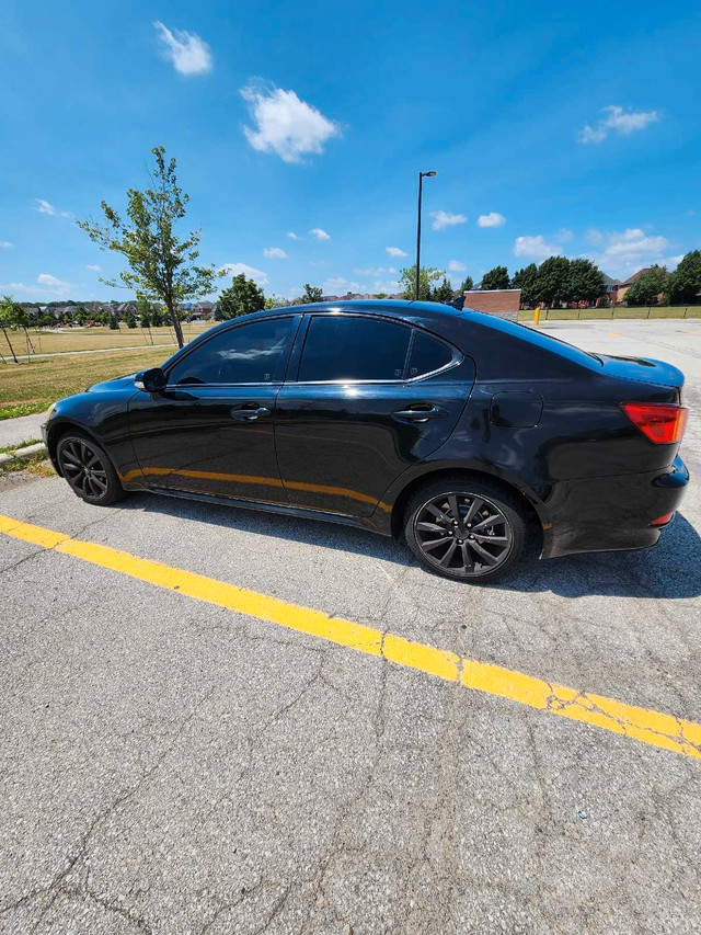 Lexus is250 in Cars & Trucks in Oakville / Halton Region - Image 2