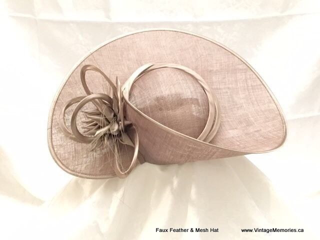 Beautiful feather fascinator are on sale for Queens Plate party in Women's - Dresses & Skirts in Mississauga / Peel Region - Image 4
