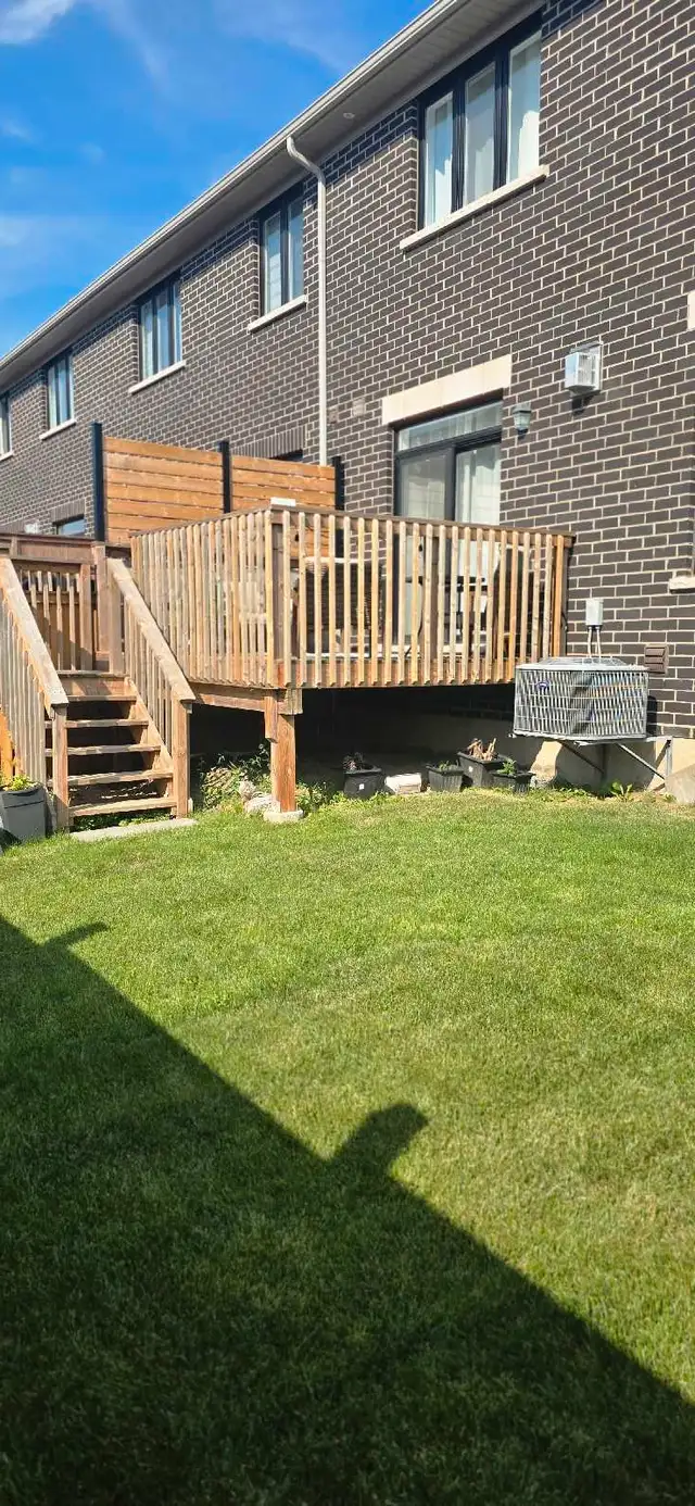 End unit townhouse Waterdown 63347542964993124