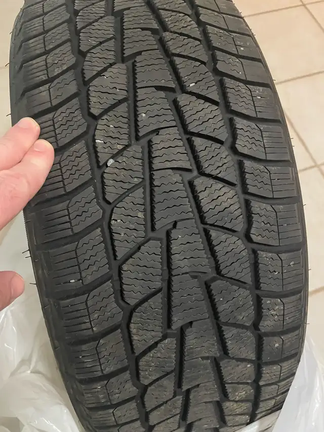 winter tires 205 50r17 in Tires & Rims in Bedford - Image 5