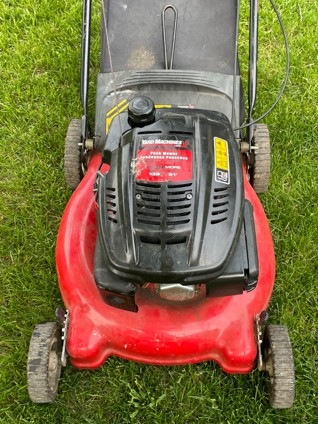 lawn mower dans Tondeuses et souffleuses  à Laval/Rive Nord - Image 2