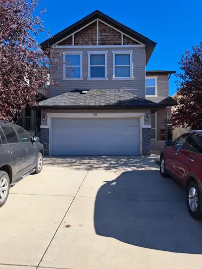 A comfortably furnished upstairs female room is available for rent in Panorama Hills, Calgary NW. Th...