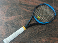 Yonex EZONE 98 (2017, 5th Gen) tennis racquet, grip 4 3/8