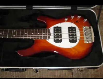 ERNIE BALL MUSICMAN STERLING 5 STRINGS BASS 5HH LIKE NEW $3450, View more