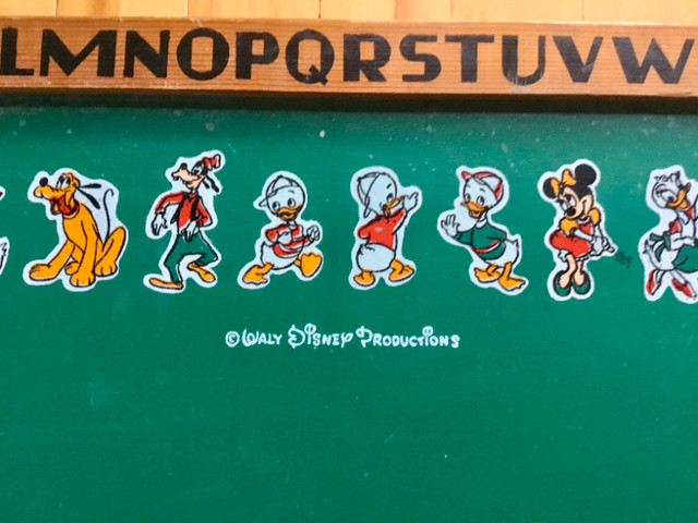 Walt Disney Vintage Mickey and Ludwig Von Drake Reversible Chalk in Arts & Collectibles in Ottawa - Image 4