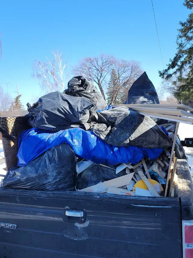 Garbage,Junk Removal Text or Call 587-719-8449 