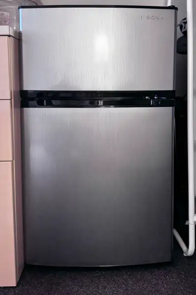 Mini Fridge w/ Freezer 3.1 Cu Ft – Like New, View more