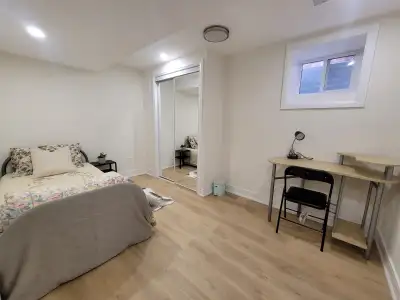This clean, comfortable, and furnished room is available for rent in a prime Mississauga location, p...