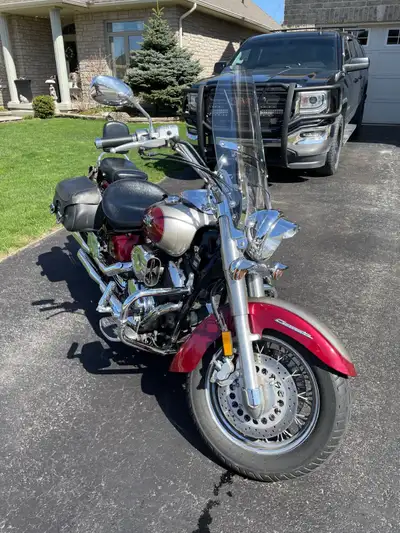 Nothing wrong with the bike, have owned it for 7 years, only 35,000 km. Replaced the windshield caus...