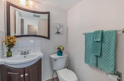 The cost is $800 plus deposit ($350), it's a house, it's not a basement, it's 2 floors You share com...