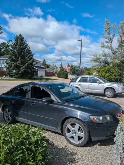 Still runs and drives but needs work. Power steering doesn't work and some rust on front fenders..cr...