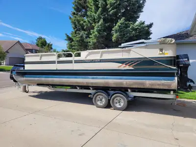 1997 Crestliner 2485 LSI 24’ Pontoon Boat One owner, well maintained boat in excellent condition! 70...