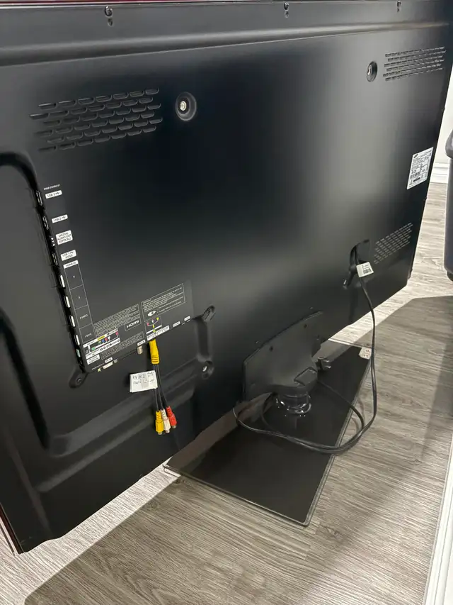 Samsung Smart tv in TVs in City of Toronto - Image 3