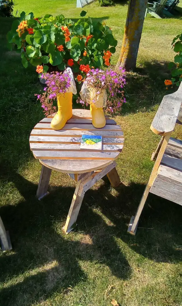 Rustic Reclaimed Wood Patio Set in Patio & Garden Furniture in Annapolis Valley - Image 5