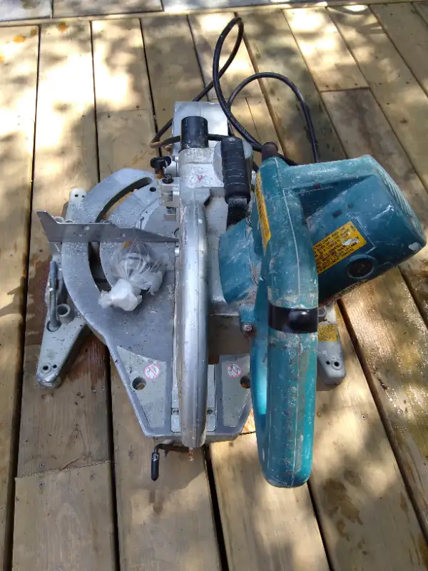 Makita Miter Saw Dbl Sliding Compound LS1013 for parts or repair in Power Tools in City of Toronto - Image 4