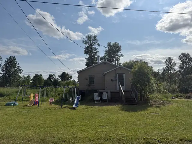 Cottage for sale in Missanabie ON 3-lots package in Houses for Sale in Sault Ste. Marie - Image 2