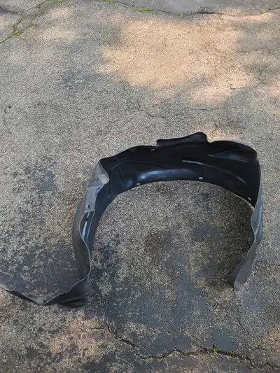 Honda Civic Front Driver Side Fender Splash Shield (Partslink Number HO1250106) Brand new, ordered b...