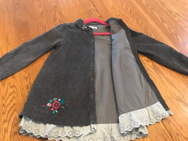 Vêtements fille 6 ans, marques variés de grande qualité in Kids & Youth in Longueuil / South Shore - Image 6