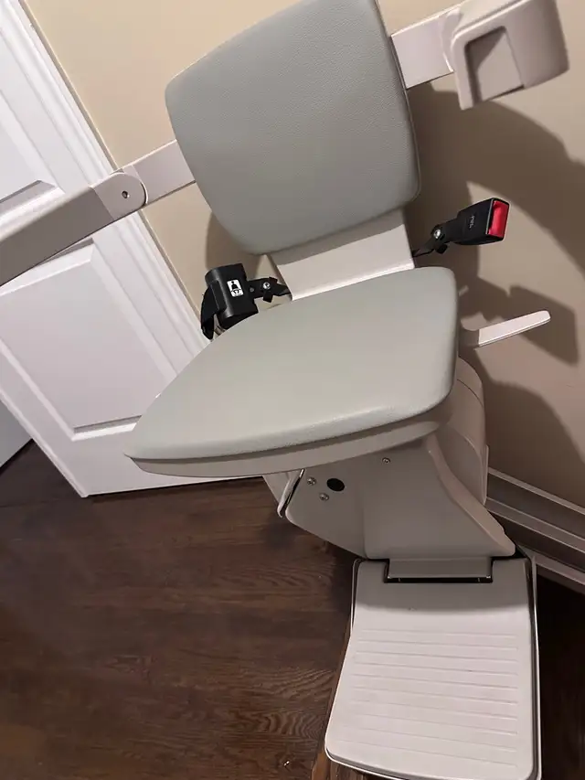 Stair lift 62864744151939121