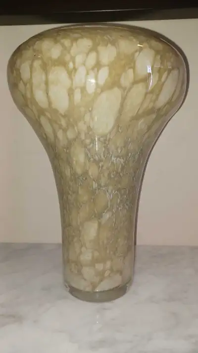 12"Tall Beautiful Murano Style Hand-blown Art Glass Vase Cased, View more