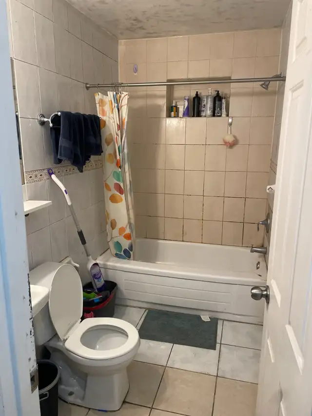 Spacious Bright Furnished Room for Students Only