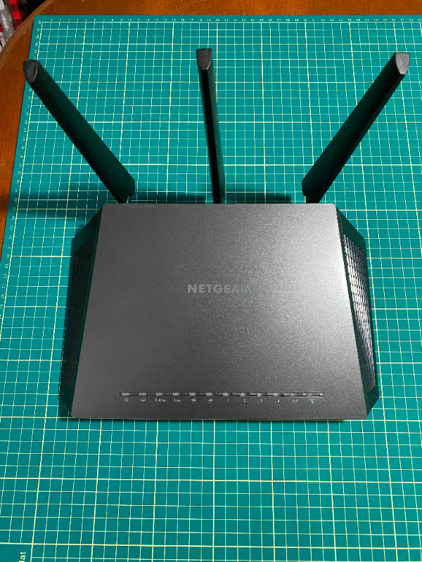 Netgear Nighthawk AC1900 Modèle R7000 (routeur) dans Réseaux  à Longueuil/Rive Sud