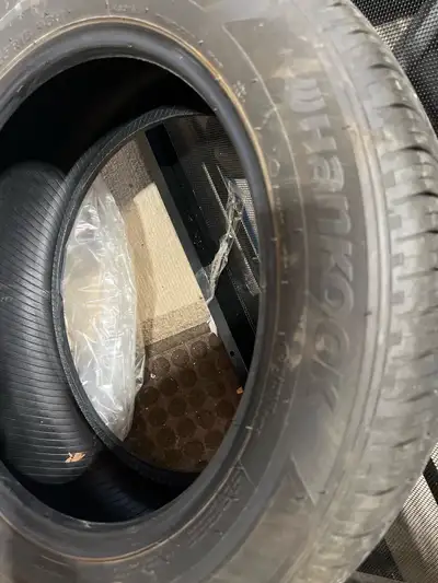 Up for sale is a Hankook Kinergy GT tire, size 225/55R18. These tires have come off a Buick Encore w...