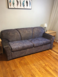 Pul out sofa