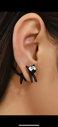 Price reduced to $15 Cute Black Cat Front and Back Earrings.