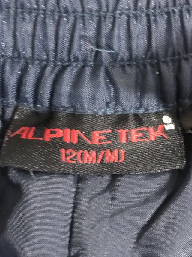 Boys Navy Blue Snow Pants. Alpine Tek. Size 12. 25” Waist in Kids & Youth in Edmonton - Image 6