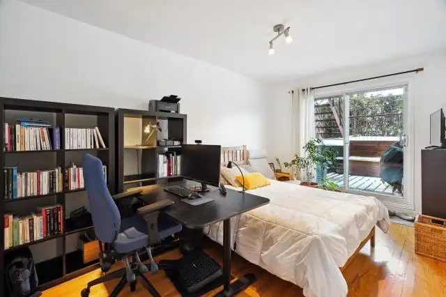 **Excellent opportunity!** Large garden-level condo