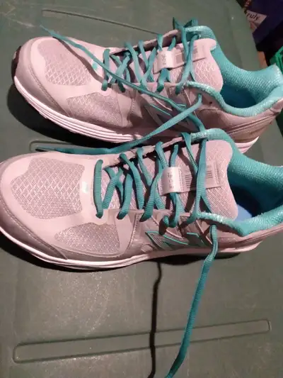 New Balance Shoes Size 12, View more