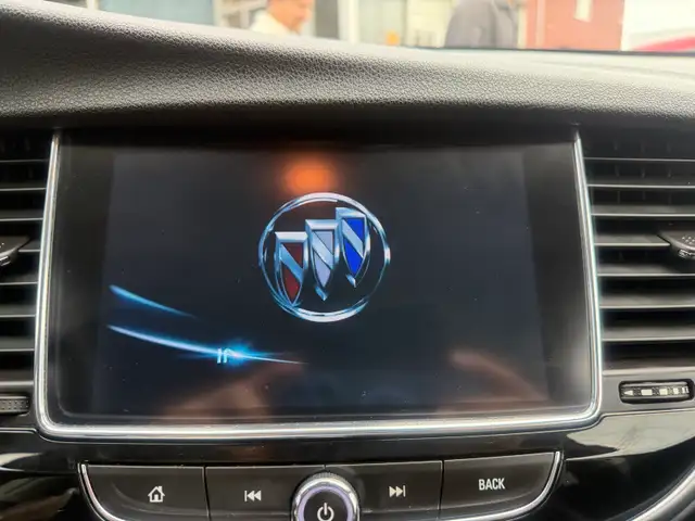 2018 Buick Encore. A tiny one owner SUV. CERTIFIED, WARRANTY in Cars & Trucks in City of Toronto - Image 16