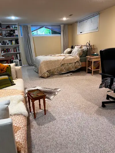 2 bdr+ basement suite in a clean and quiet house a genuine 10 min. walk from university. One huge be...