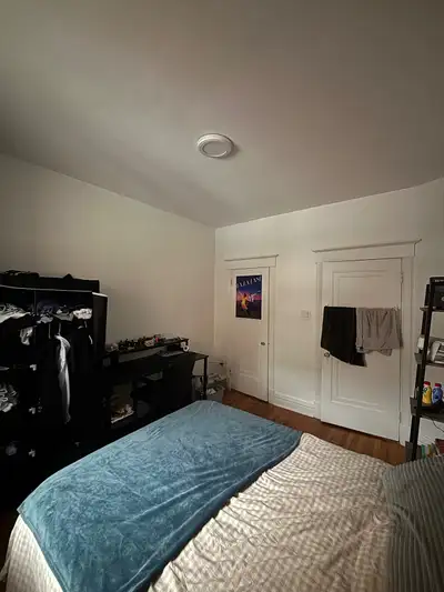 ** English will follow ** Chambre dans un appartement 5 ½ de 3 chambres - bail à céder – Édouard-Mon...