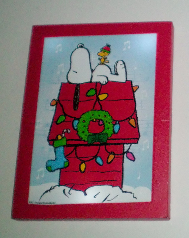 Peanuts Snoopy Stretched Canvas Light Up Wall Art 8 x 11 in Holiday, Event & Seasonal in London - Image 3