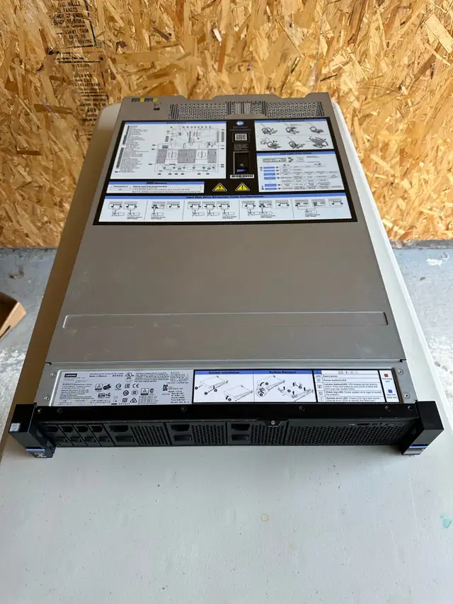 Lenovo System X 3650 M5 in Servers in Oakville / Halton Region - Image 2