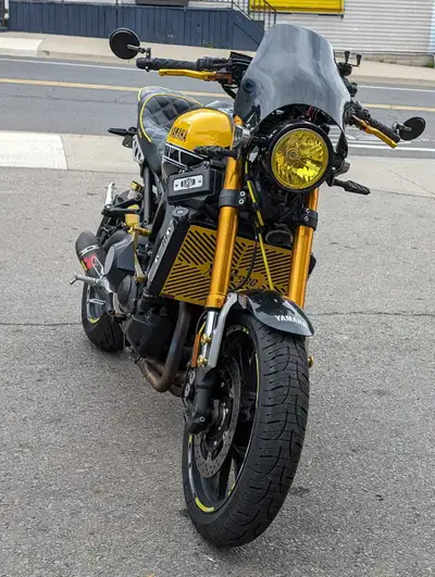 This Yamaha XSR900 2016 anniversary edition is in excellent condition, with 20652 km and boasts arou...